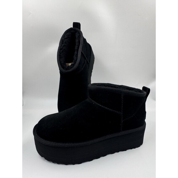 UGG Classic Ultra Mini Platform Women's Ankle Boots - Color Black Size 8 New - Picture 1 of 16